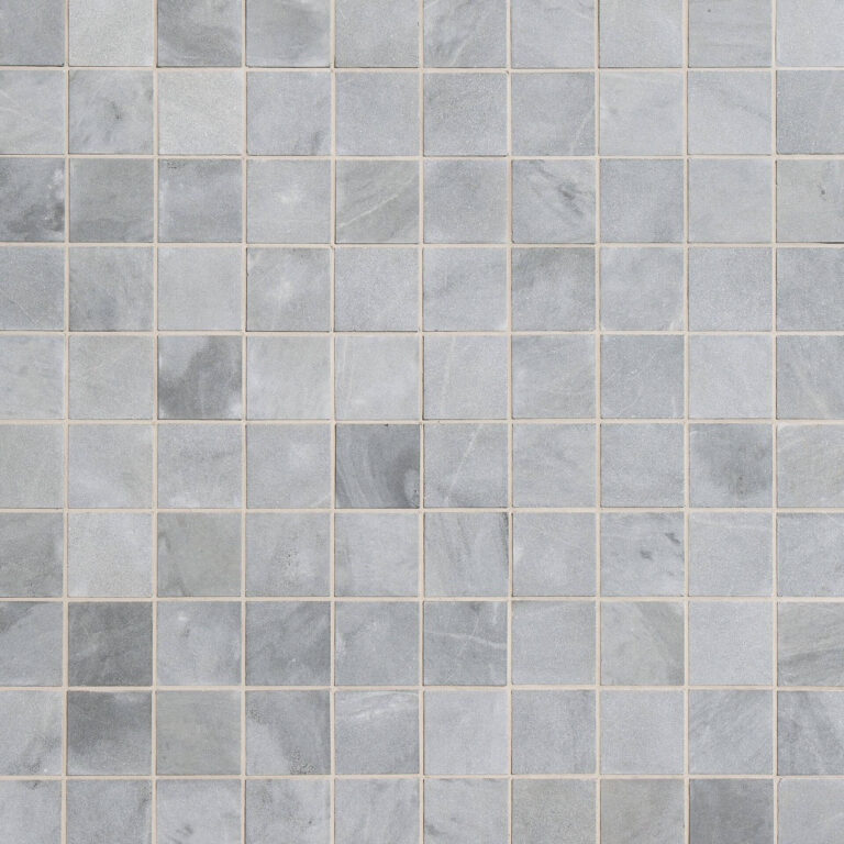 CALCAIRE_BLEU_LACTE_PAVE_15X15_COMPOSICION_WEB-1
